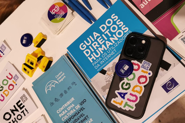 Overview of educational materials by SIC Portugal at the fair