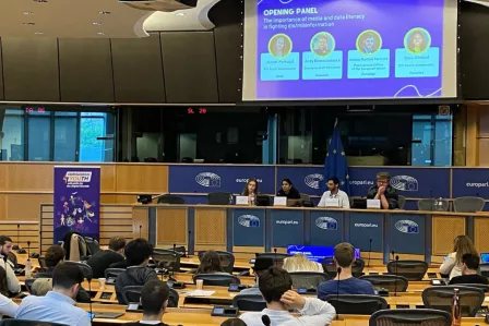View of the room during the session